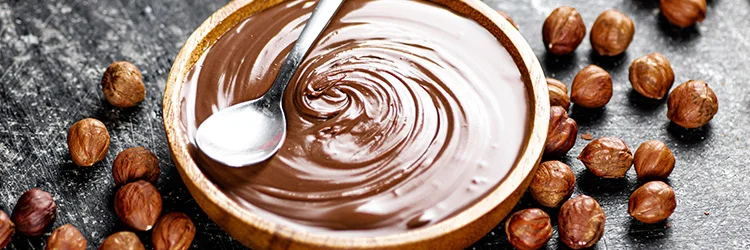 El nutritivo mundo de la crema de chocolate y avellanas